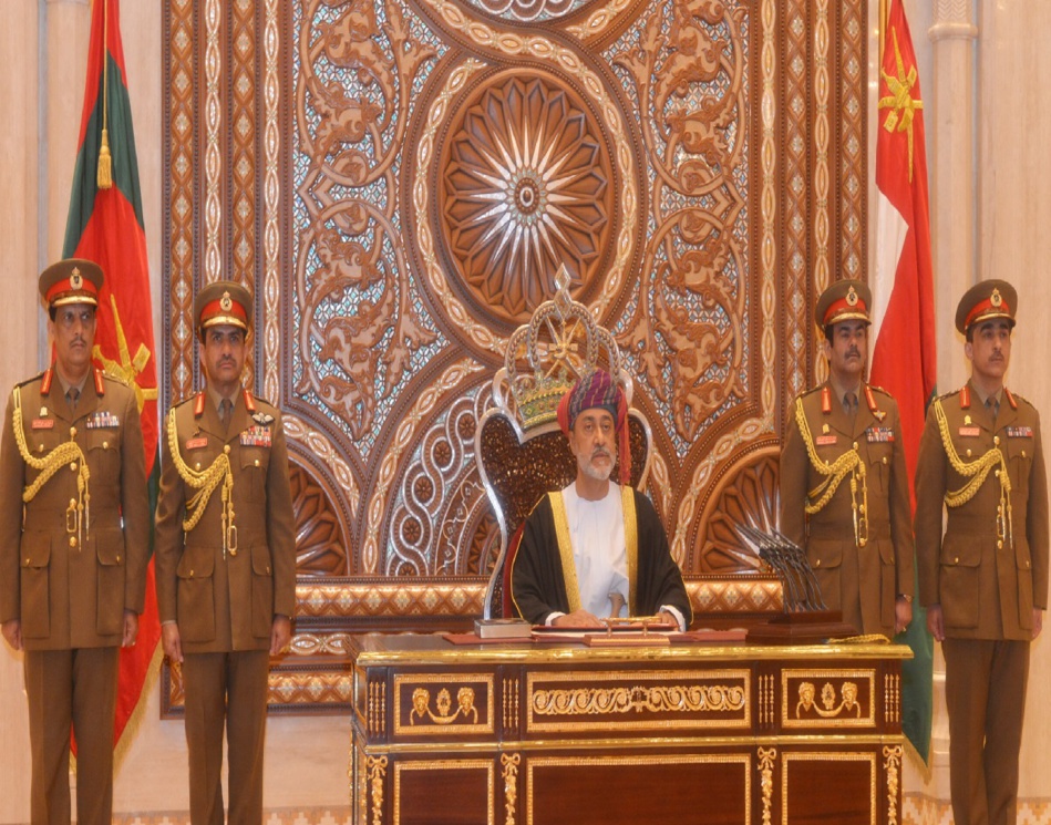 سلطنة عمان تحتفل بالذكرى الخمسين لعيدها الوطني المجيد