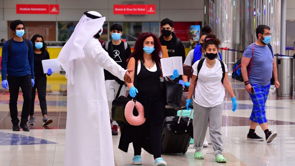 هذا ما أعلنته "الإمارات" بشأن تأشيرات السياحة للمطعمين ضد كورونا من جميع دول العالم