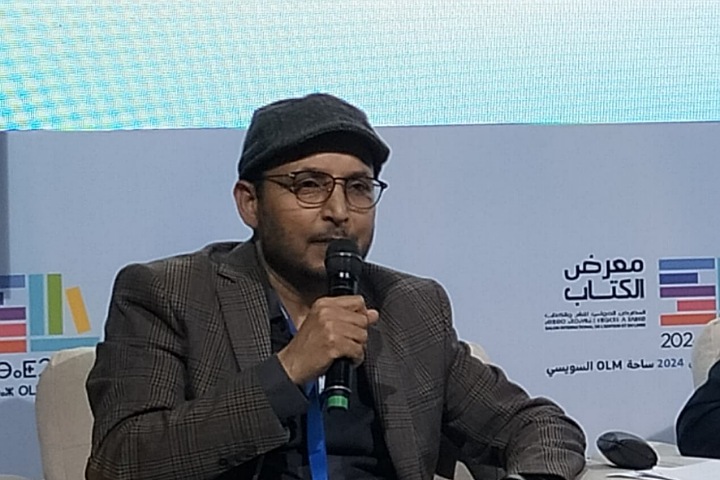 المعرض الدولي للكتاب يحتفي برائد السرديات العربية الدكتور سعيد يقطين