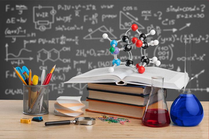 Le ministère de l'Éducation lance un conseil sur la formule initiale pour la composition de la physique et de la chimie