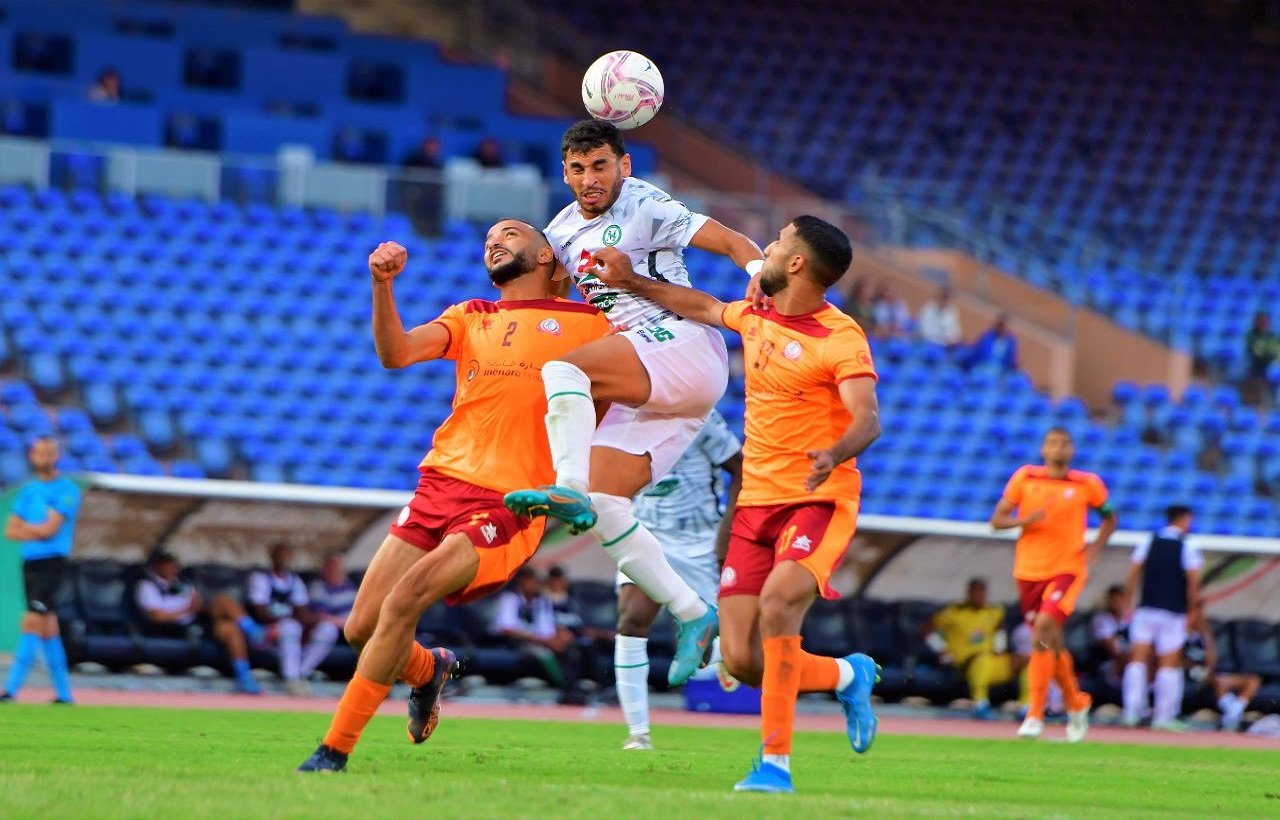 من مباراة الاتفاق المراكشي وسطاد المغربي/ تصوير: ادريس واعزيز