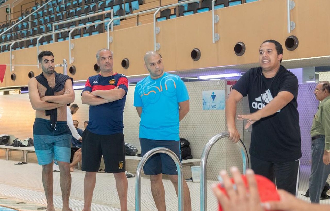تألق مغربي في الجانب العملي للدورة الإقليمية لكبيري مدربي السباحة للأولمبياد الخاص بجده