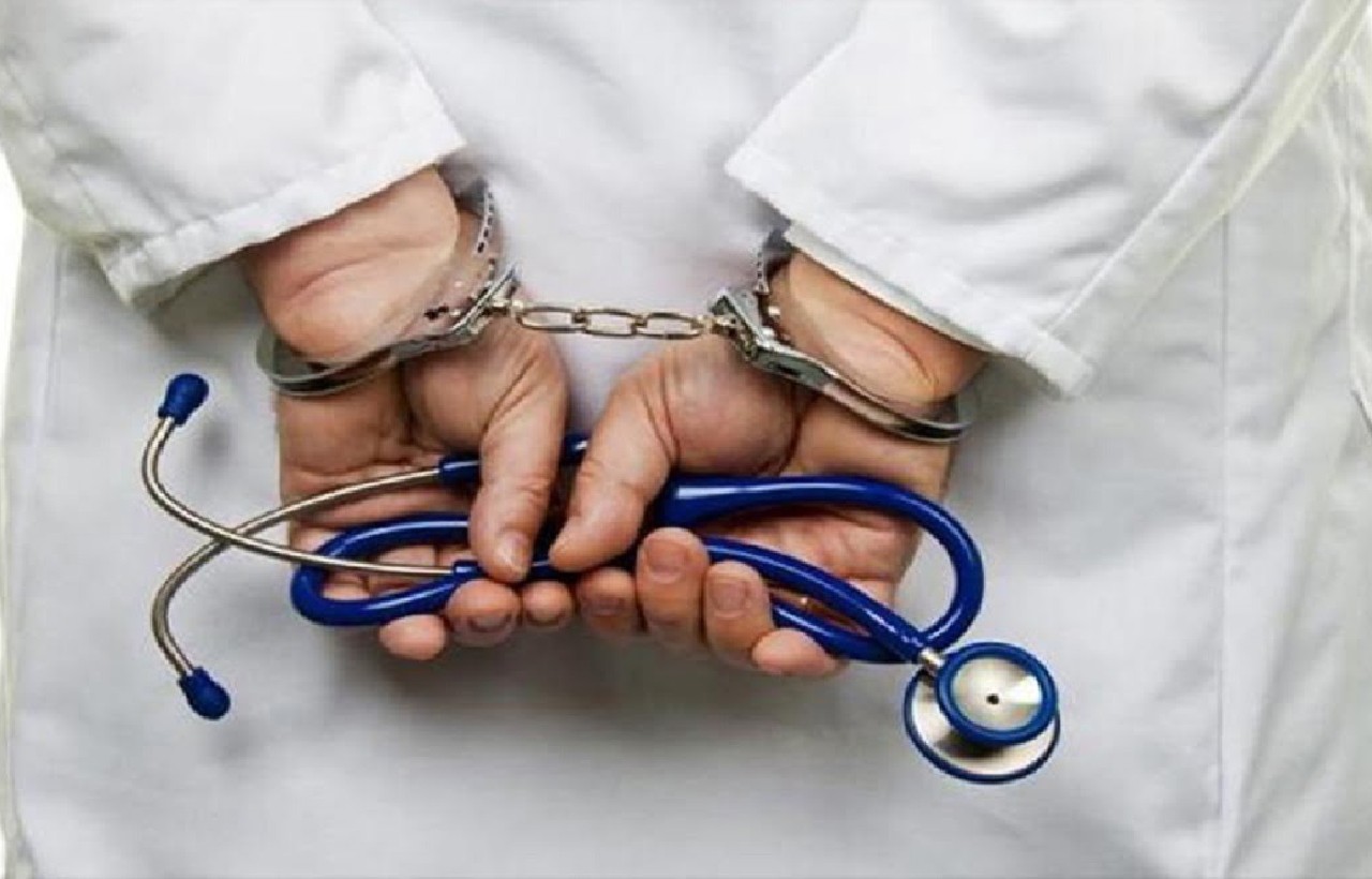 الإهمال الطبي يودع طاقما طبيا بأكمله خلف القضبان