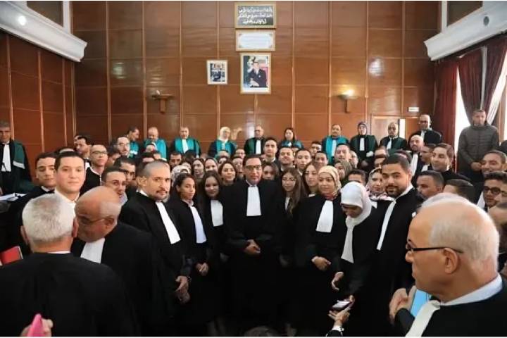 هيئات المحامين بالمغرب ترفض مشروع المسطرة  المدنية وتشل حركة المحاكم بالمملكة