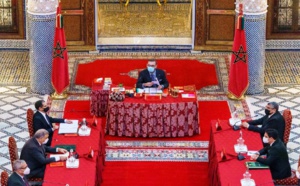 جلالة الملك يصادق في المجلس الوزاري على عدة مشاريع من بينها قانون إطار لتعميم التغطية الإجتماعية للمغاربة