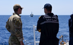 البحرية الملكية تعترض قاربا للهجرة غير النظامية قبالة سواحل الداخلة