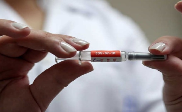 توضيحٌ هام من الصحة العالمية بشأن تطعيمات كورونا «الإلزامية»