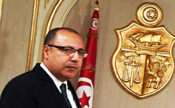 رئيس حكومة تونس يعفي 5 وزراء من مهامهم