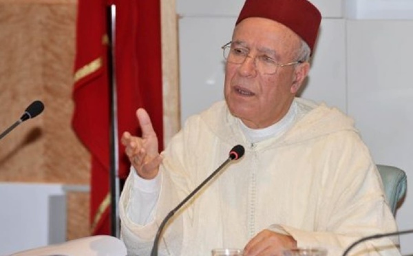 التوفيق يوجه خطبة الجمعة في المغرب نحو التعليم