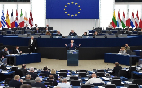 برلماني إسباني يدافع عن المغرب في قبة البرلمان الأوروبي 