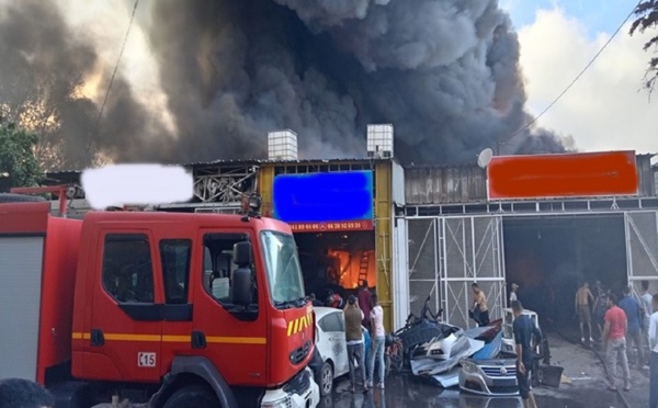حريق يأتي على محلات بالفندق التقليدي "باشكو" بالبيضاء