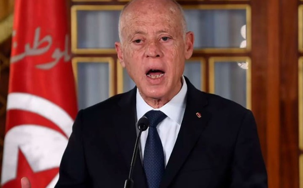 قيس سعيّد يقيل وزيري الداخلية والشؤون الاجتماعية بتونس