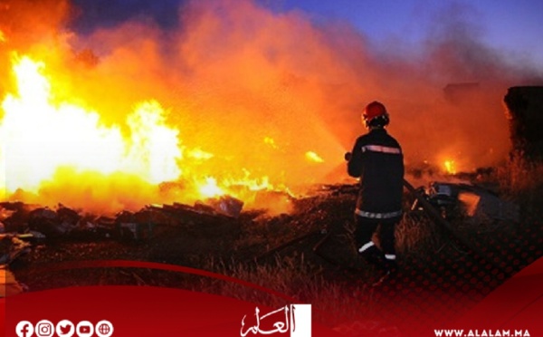 حريق مهول يلتهم 15 محلا تجاريا في سوق شعبي بوجدة