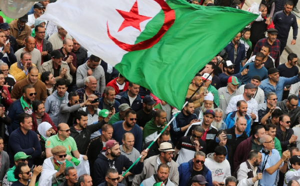 الجزائر تلهث لحل أزمة العطش وسط احتجاجات شعبية