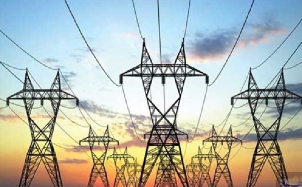 وزارة بنعلي تفند مزاعم النظام الجزائري حول تبادل الكهرباء مع المغرب