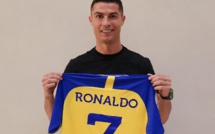 أقمصة رونالدو "النصر" الأكثر مبيعا في العالم