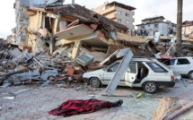 حصيلة وفيات الزلزال الذي ضرب تركيا وسوريا ترتفع
