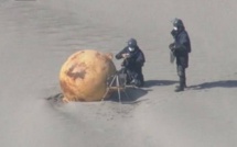 اليابان تعثر على جسم كروي برتقالي مجهول على أحد شواطئها